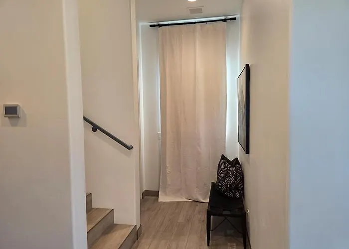 New Uptown Dream 4br Wow! Views! Pool&spa