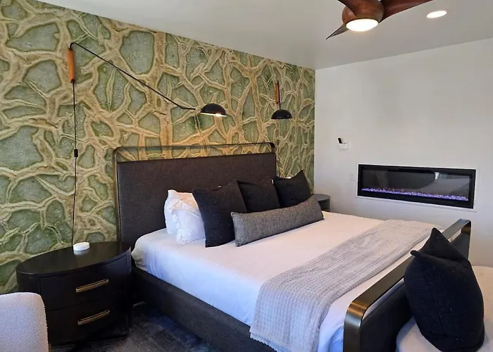 New Uptown Dream 4br Wow! Views! Pool&spa Dom wakacyjny *